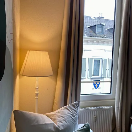 City-Apartment, 2 Schlafzimmer, Parkhaus 150 M * ויסבאדן