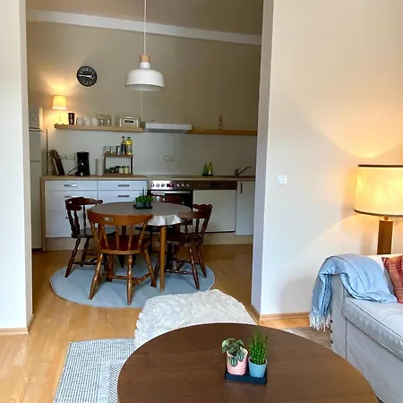 City-Apartment, 2 Schlafzimmer, Parkhaus 150 M ויסבאדן